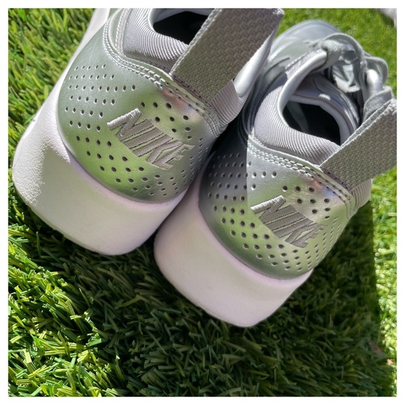 Nike Air Max Metallic Thea Sneaker - Picture 4 of 4